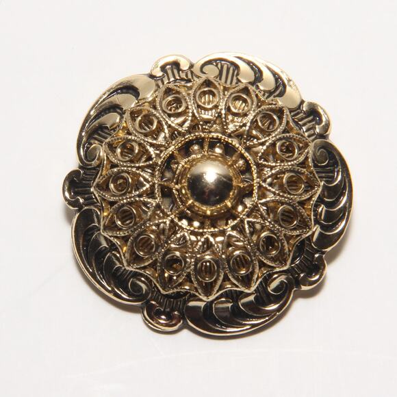 Vintage W. Germany Filigree Medallion Gold Tone Scarf Clip 1 1/2” Scarf Ring - Picture 1 of 5